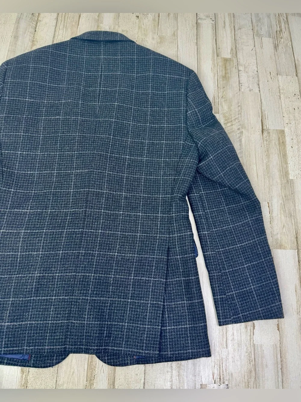 Jos A Bank 1905 Blazer Mens 38R Blue Windowpane Wool Brrr Comfort Sport Coat